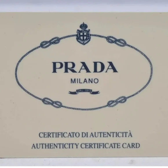 Prada White Tote Bag with Sleek Design - Picture 6 of 12